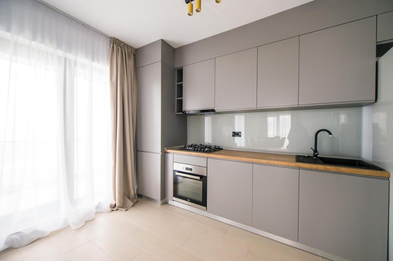 Luxury Promenada Apartment - Frontal Beachfront Mamaia Nord Năvodari Exterior foto