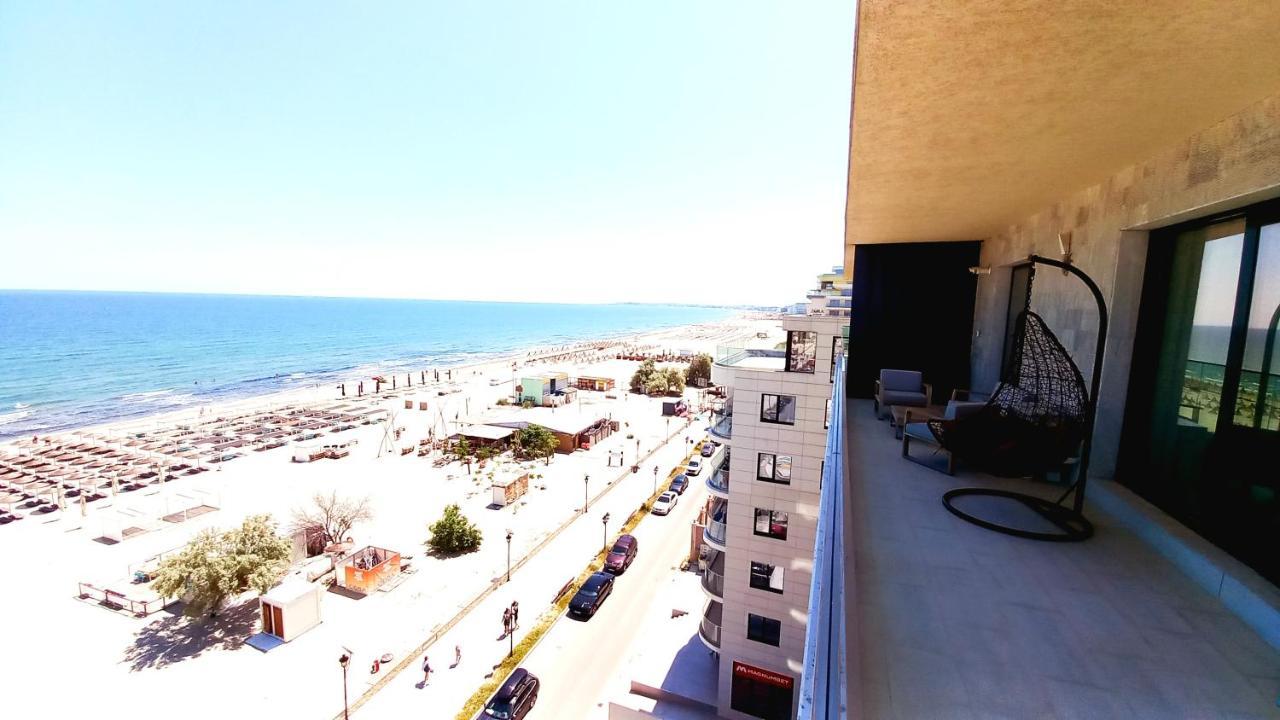Luxury Promenada Apartment - Frontal Beachfront Mamaia Nord Năvodari Exterior foto
