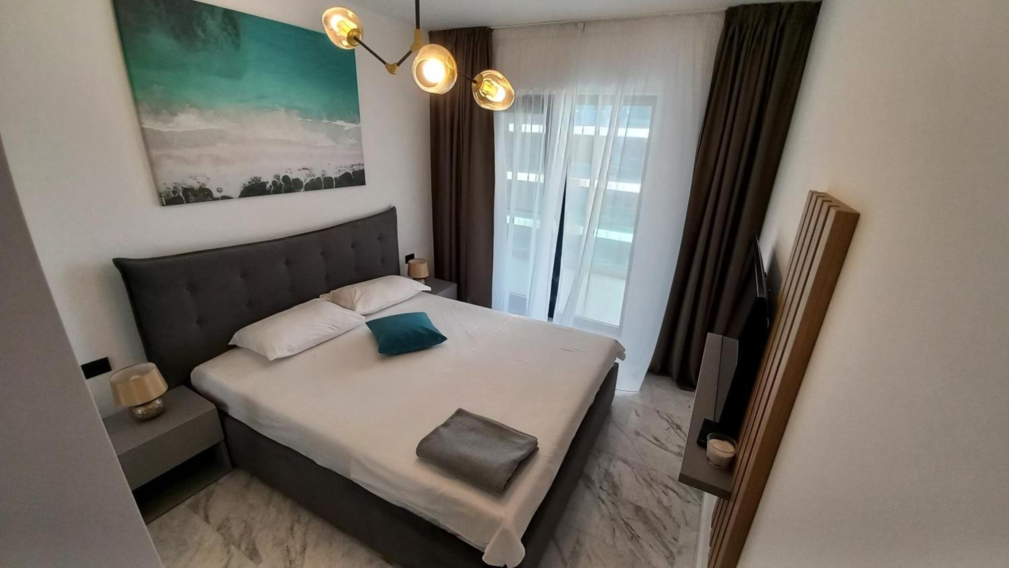 Luxury Promenada Apartment - Frontal Beachfront Mamaia Nord Năvodari Exterior foto